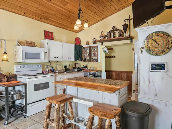 $475,000 | 34655 Strawberry Lane, Ogema, MN 56569