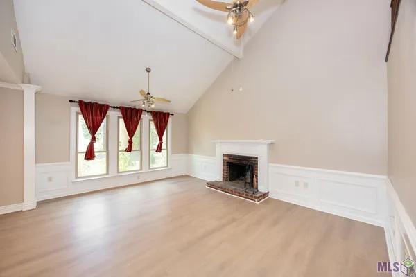 $224,900 | 8930 Highland Road, Baton Rouge, LA 70810