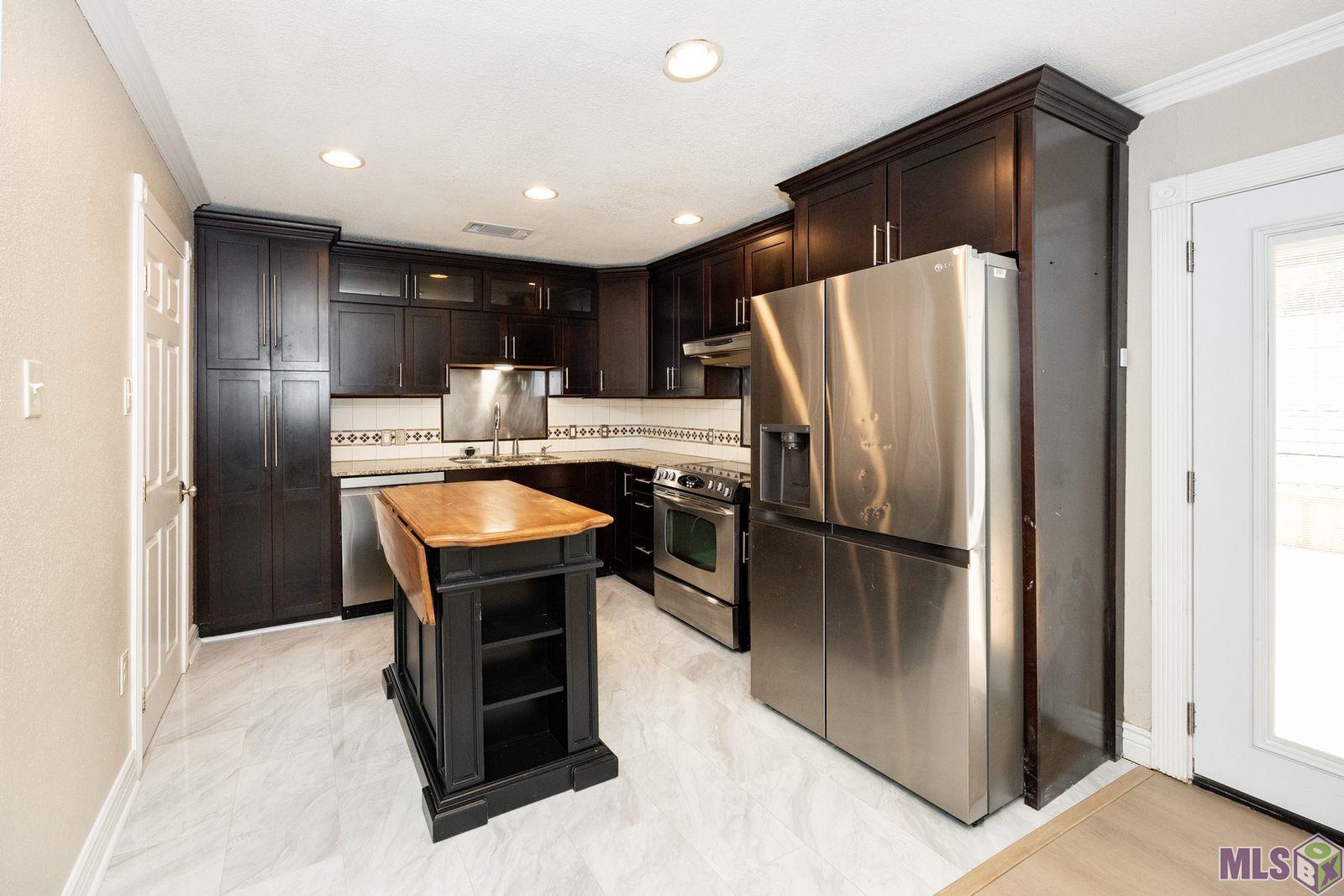 8930 Highland Road Baton Rouge, LA 70810 - Photo 8 of 28