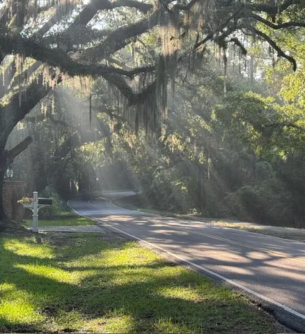 $169,000 | 318 McClellan Avenue, McClellanville, SC 29458