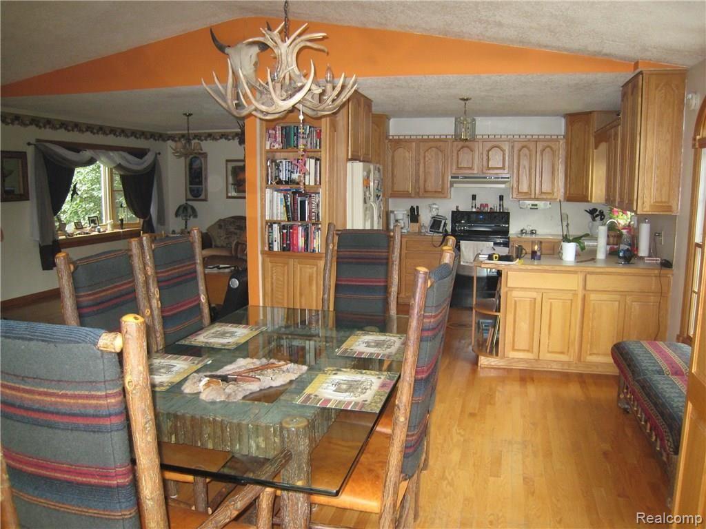 5007 Lonsberry Road Columbiaville, MI 48421 - Photo 11 of 25 Gallery Image 11