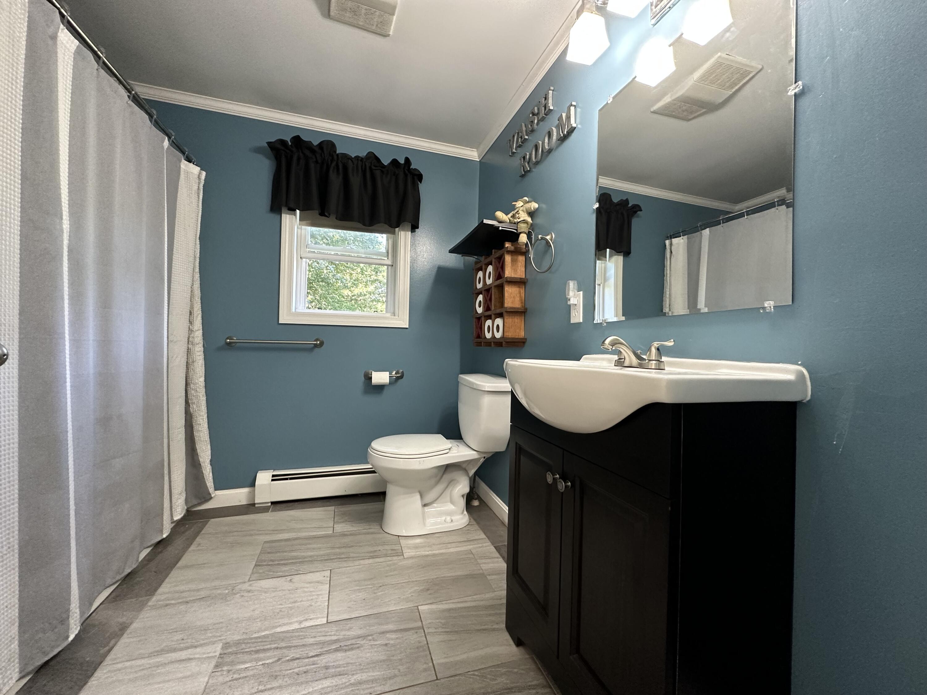 320 Garfield Road Minot, ME 04258 - Photo 14 of 44 First floor bathroom