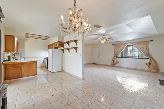 $445,000 | 17214 Crescent Drive, Madera, CA 93638