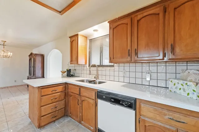 $445,000 | 17214 Crescent Drive, Madera, CA 93638