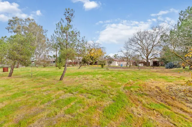 $445,000 | 17214 Crescent Drive, Madera, CA 93638