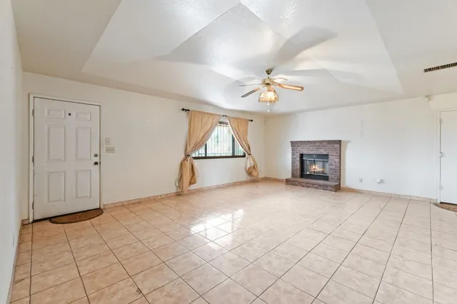 $445,000 | 17214 Crescent Drive, Madera, CA 93638