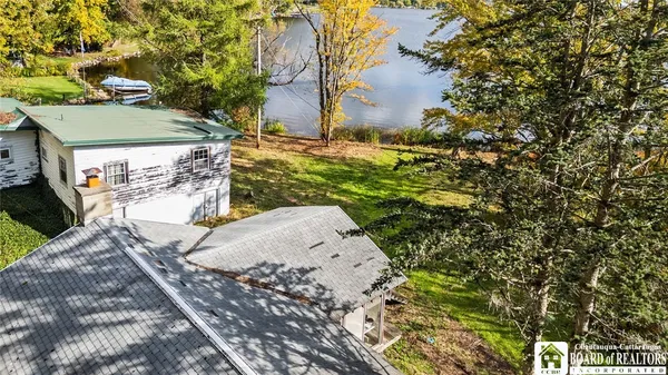 $349,900 | 8131 Bear Lake Road, Pomfret, NY 14784