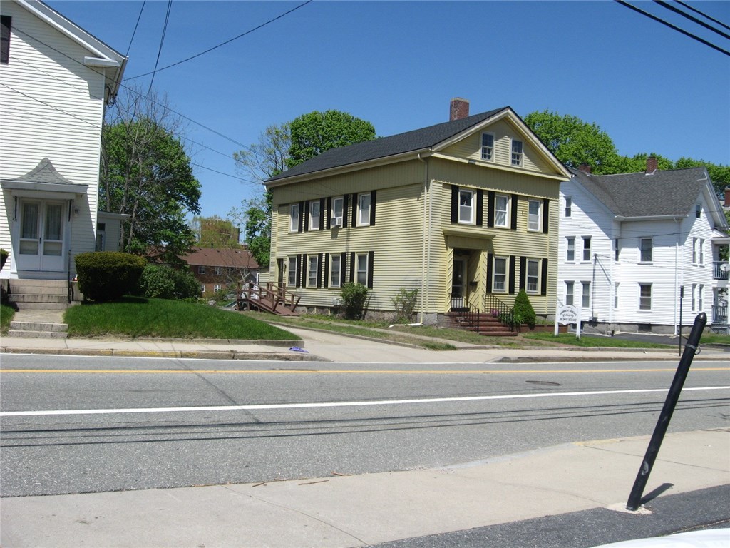 110 High Street Westerly, RI 02891 - Photo 4 of 21 Gallery Image 4