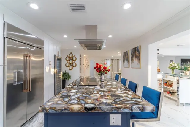 $12,500 | 320 Harbor Passage, Clearwater Beach, FL 33767