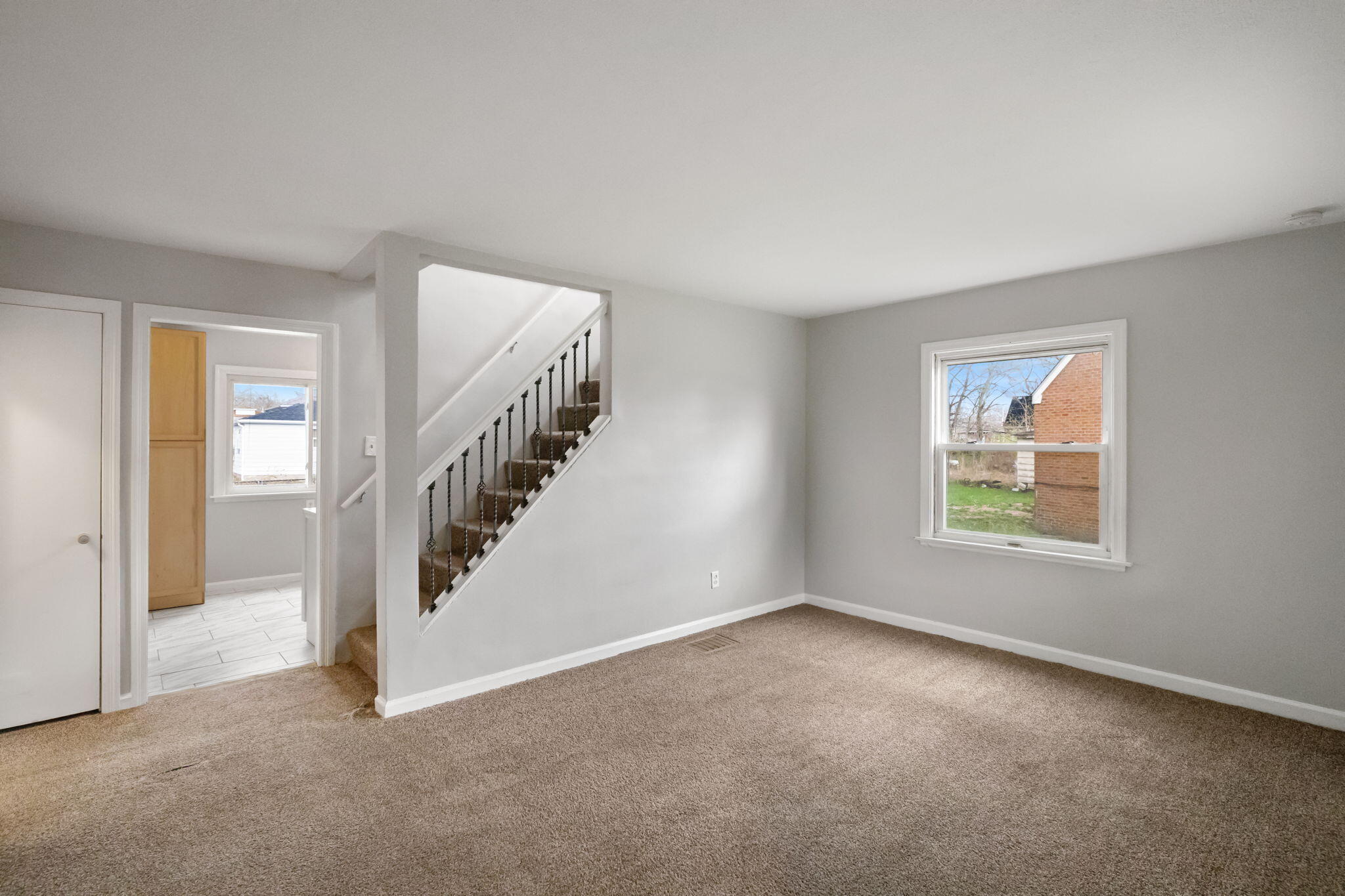 4327 Vermont Court Gary, IN 46409 - Photo 4 of 14 2048x1365