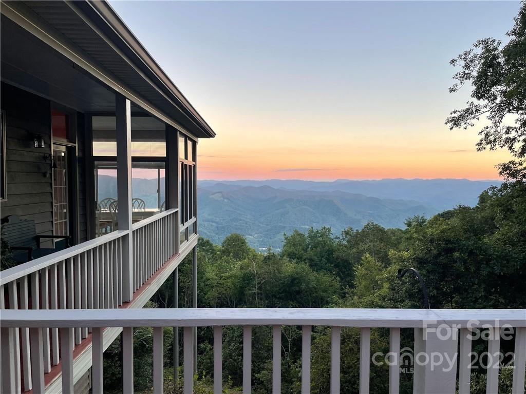 168 Bold Spgs Road Sylva, NC 28779 - Photo 2 of 43 Gallery Image 2