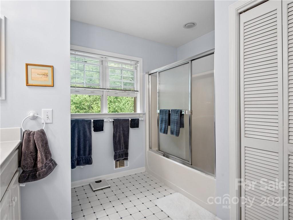 168 Bold Spgs Road Sylva, NC 28779 - Photo 27 of 43 Gallery Image 27