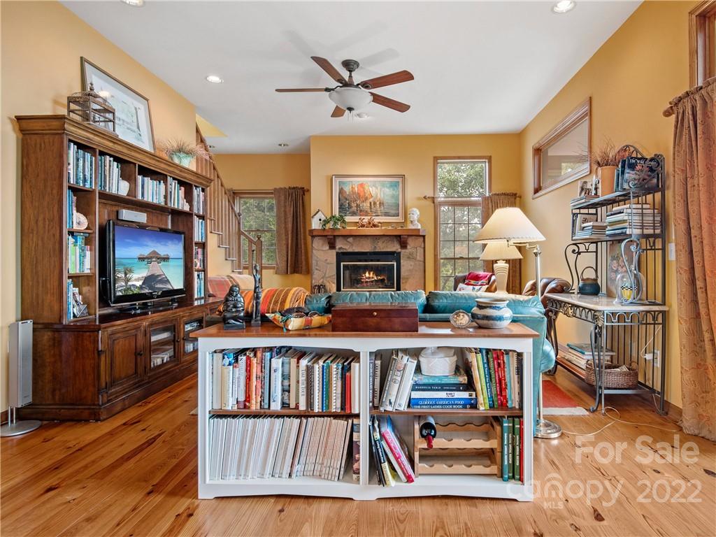 168 Bold Spgs Road Sylva, NC 28779 - Photo 10 of 43 Gallery Image 10