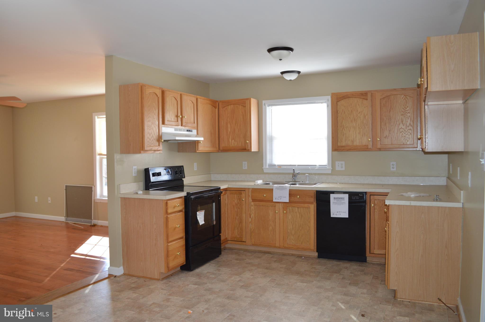 24174 Cedar Ridge Road Rapidan, VA 22733 - Photo 2 of 14 Kitchen
