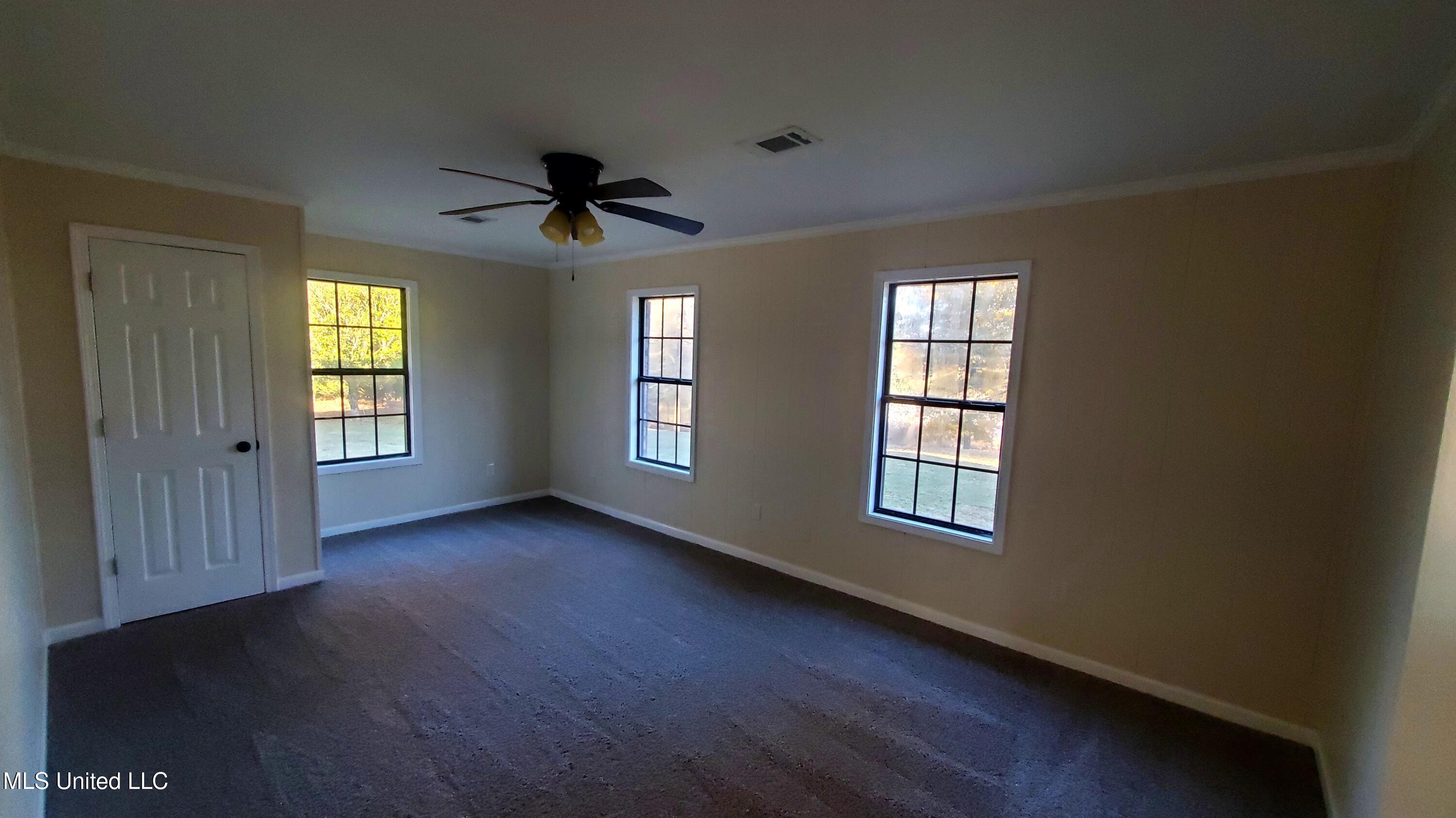 12141 Teasdale Road Enid, MS 38927 - Photo 14 of 35 20241203_154947