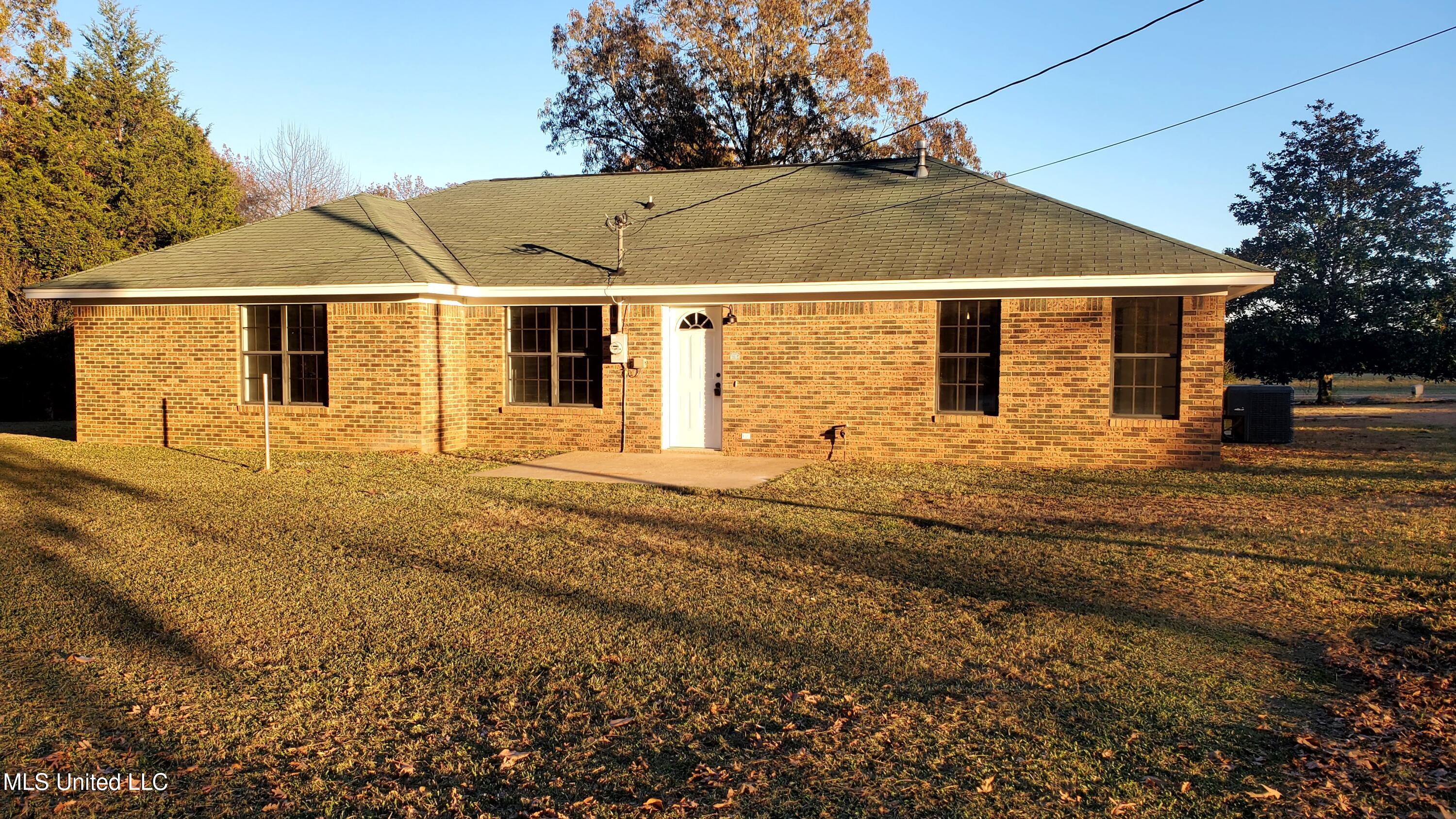 12141 Teasdale Road Enid, MS 38927 - Photo 30 of 35 20241203_161154