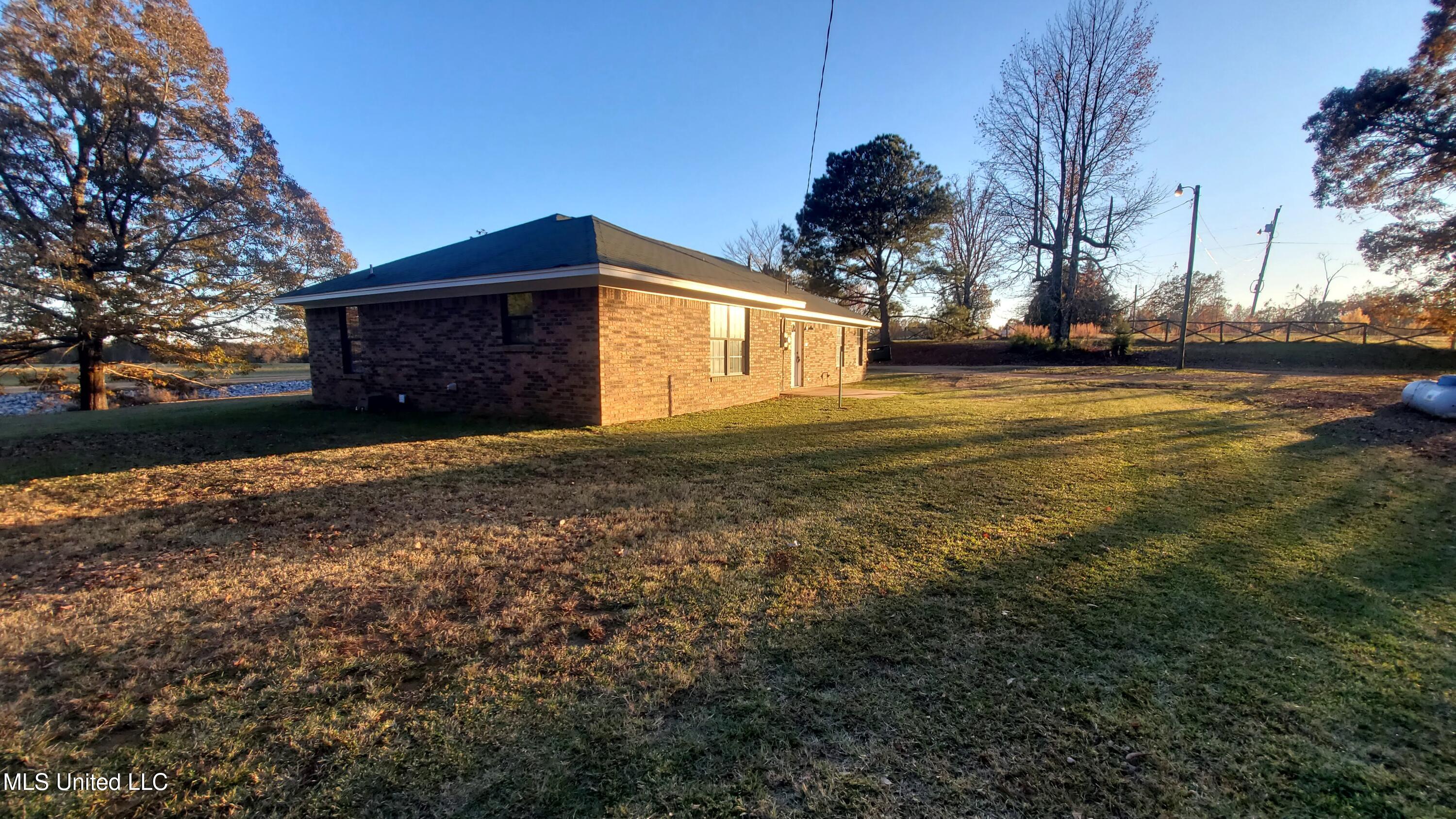 12141 Teasdale Road Enid, MS 38927 - Photo 31 of 35 20241203_161239