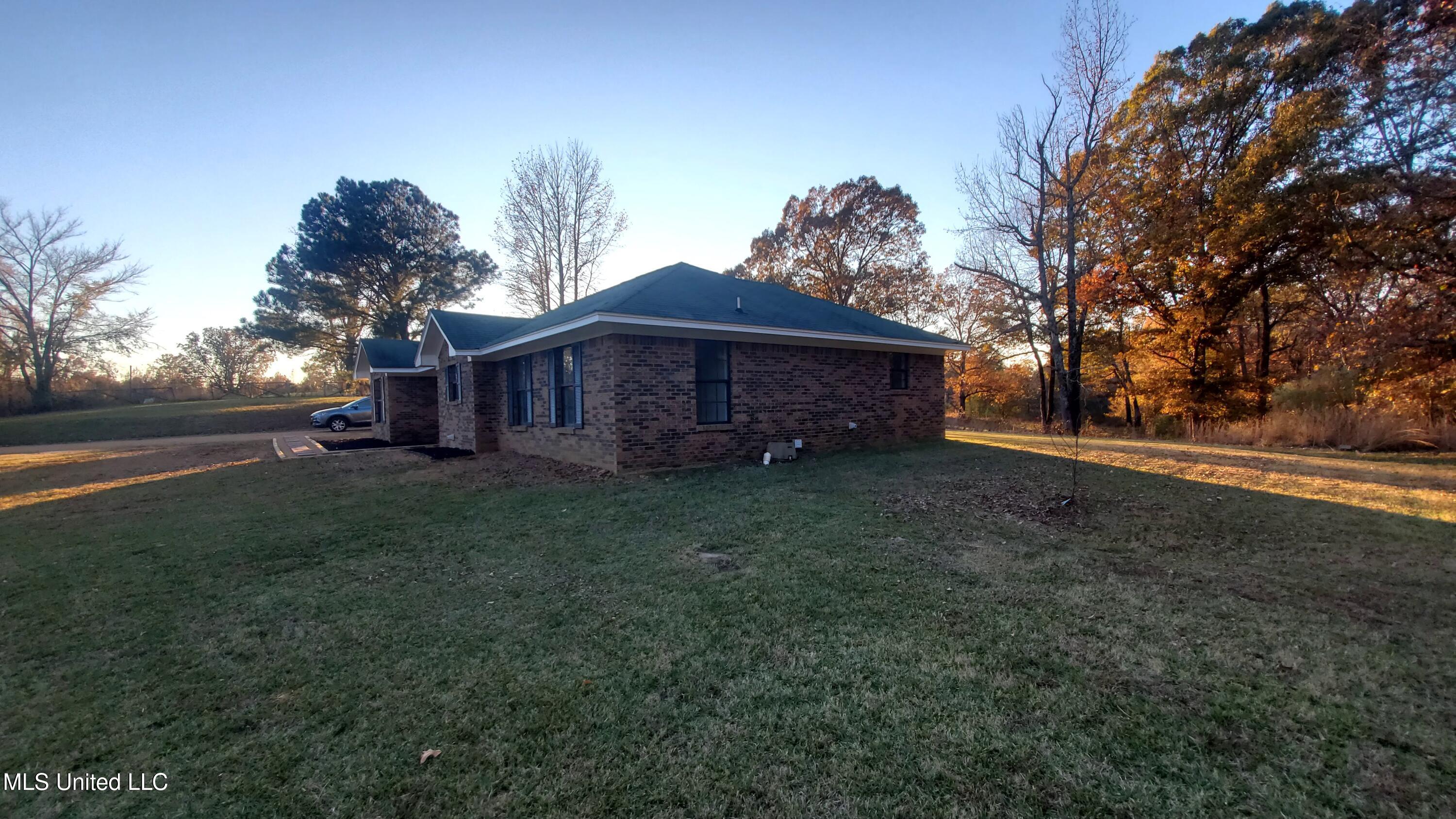 12141 Teasdale Road Enid, MS 38927 - Photo 32 of 35 20241203_161335