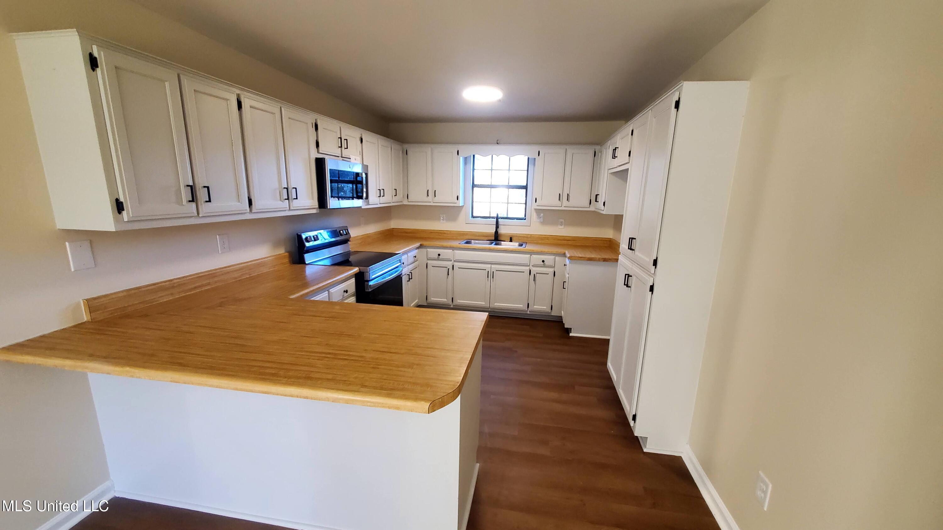 12141 Teasdale Road Enid, MS 38927 - Photo 4 of 35 20241203_155127