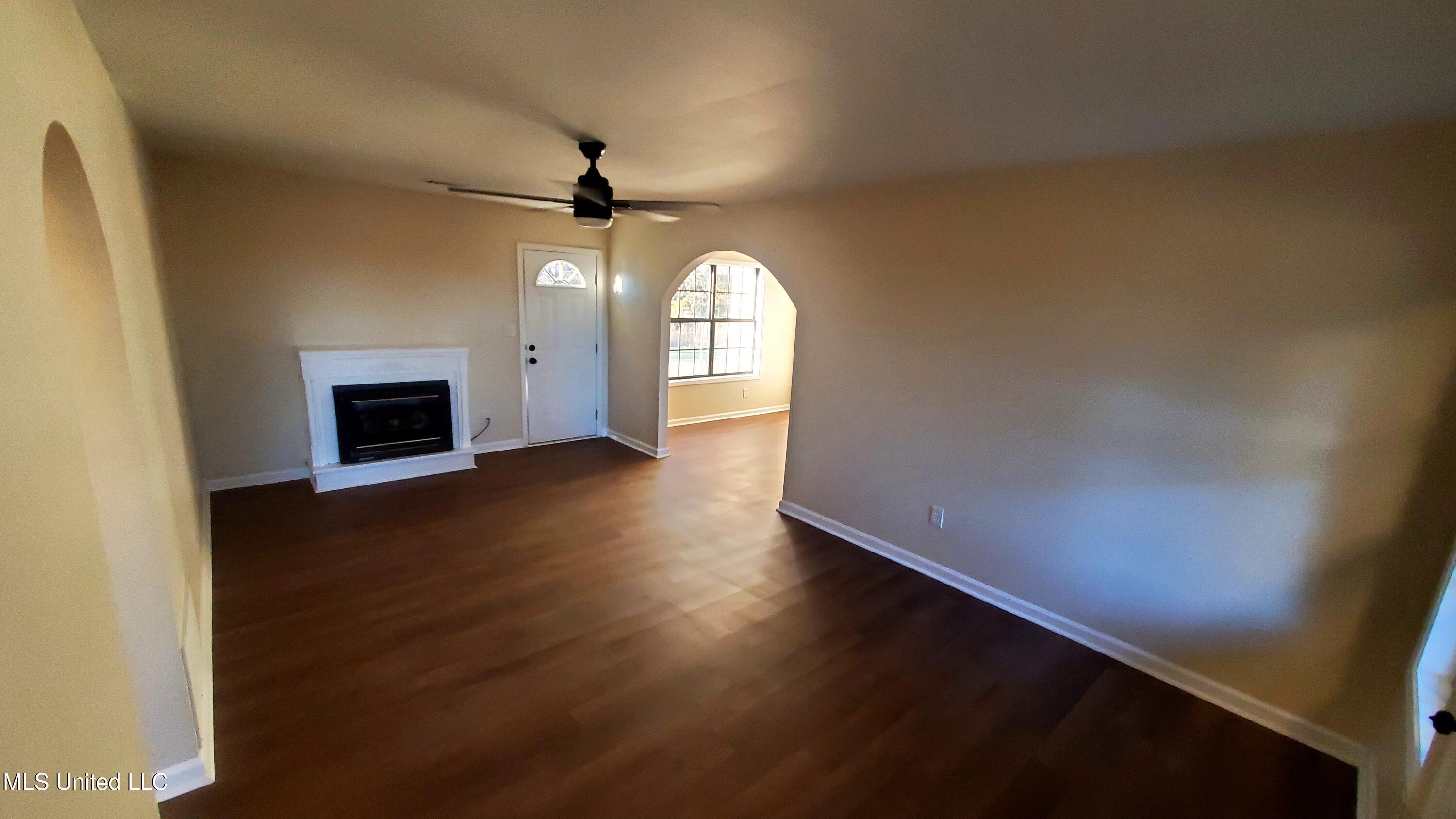 12141 Teasdale Road Enid, MS 38927 - Photo 8 of 35 20241203_155356