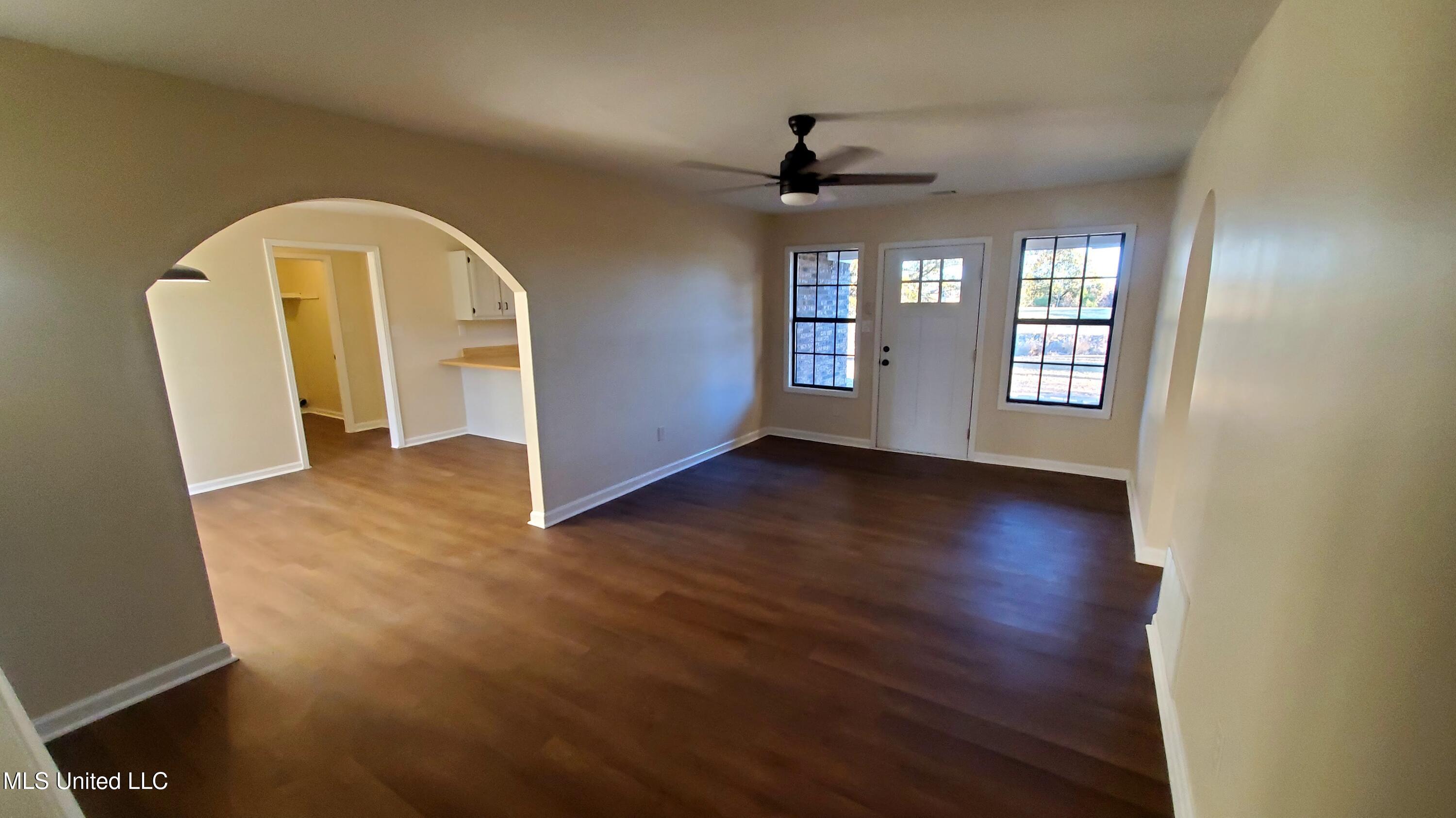 12141 Teasdale Road Enid, MS 38927 - Photo 9 of 35 20241203_155411