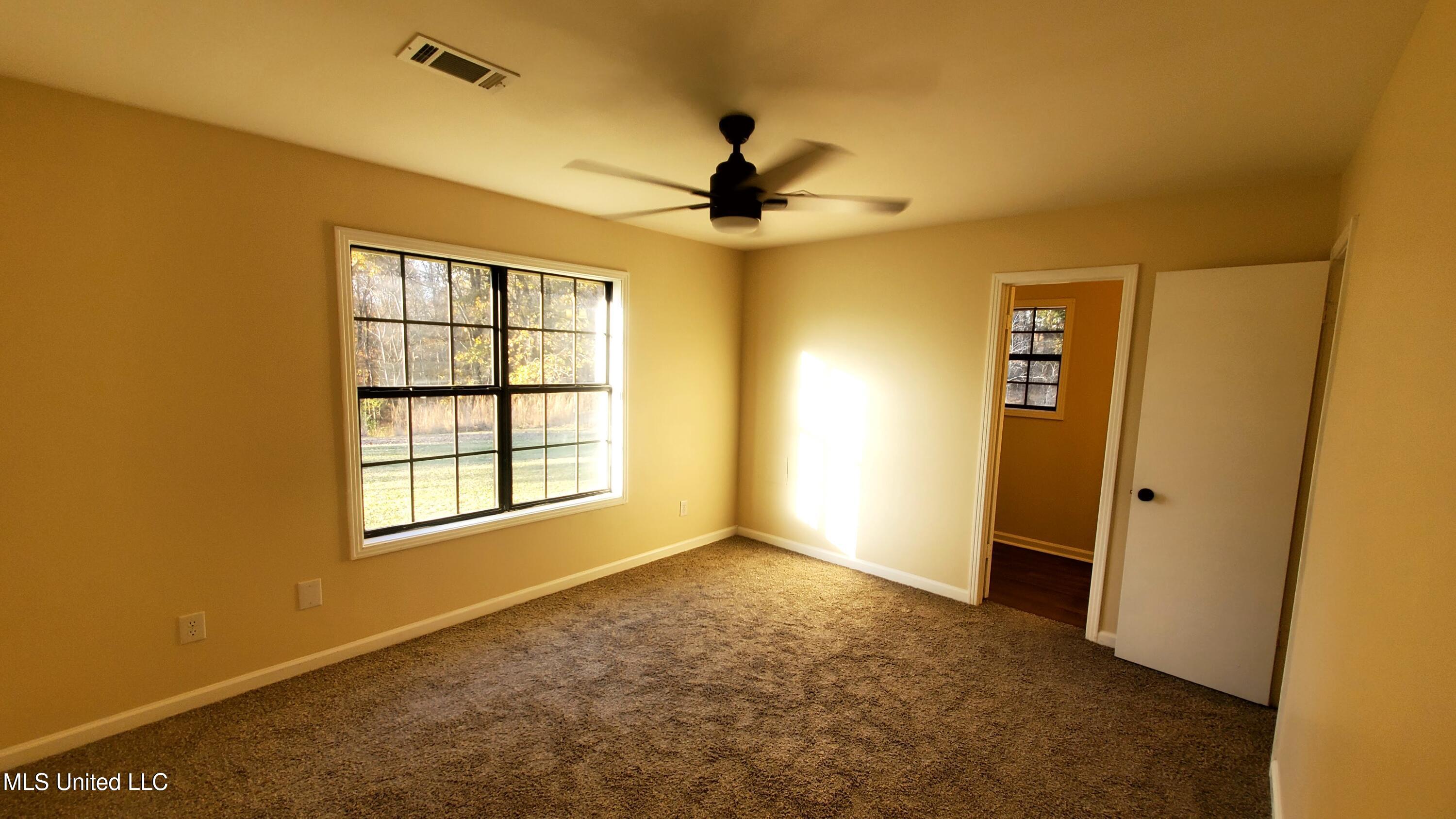 12141 Teasdale Road Enid, MS 38927 - Photo 10 of 35 20241203_154929