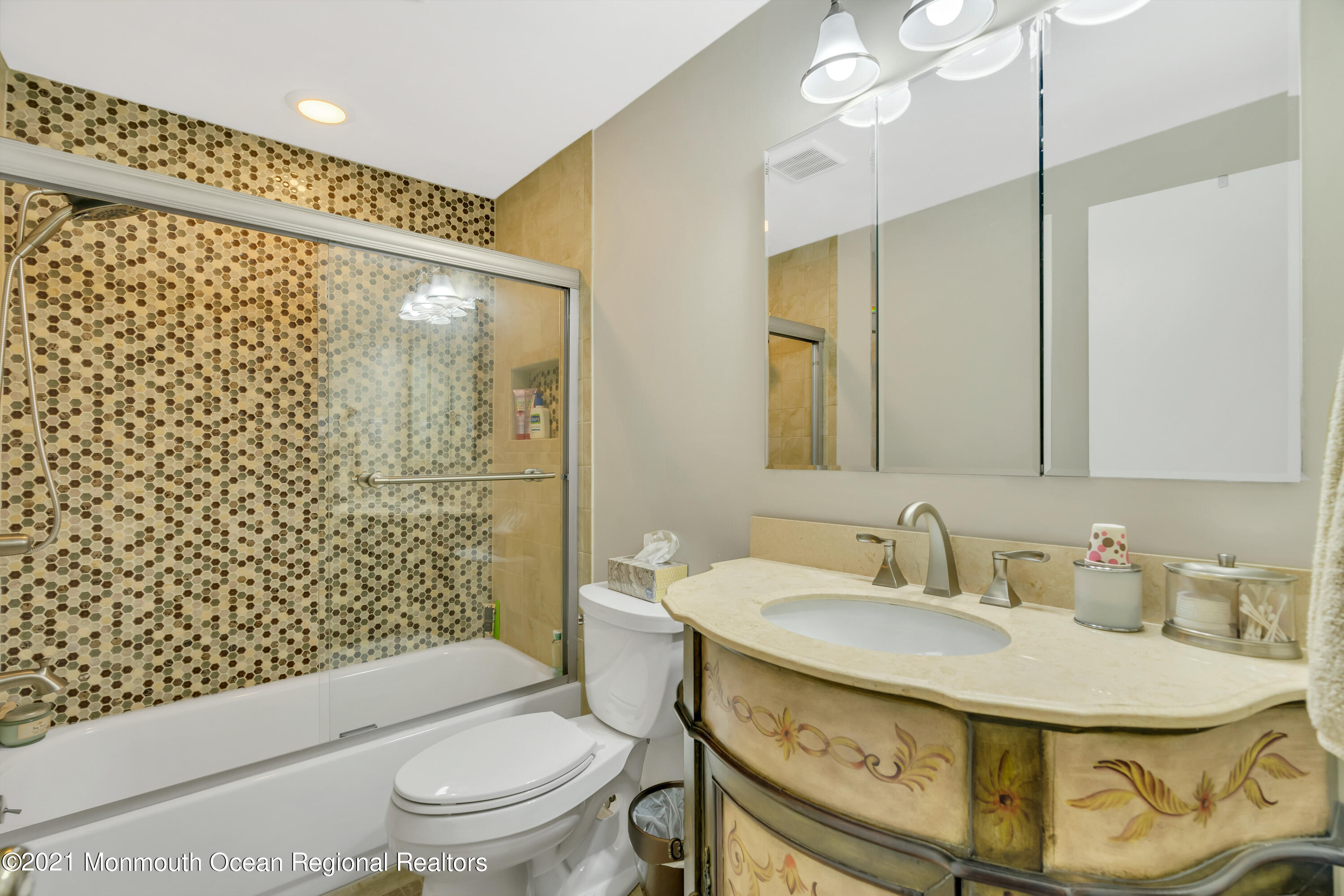 8 Partree Road Jackson, NJ 08527 - Photo 22 of 35 a bathroom with a sink toilet and shower
