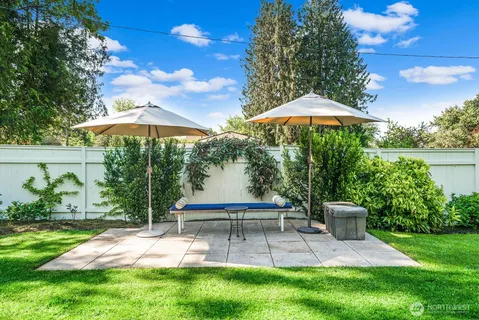 $1,725,000 | 7541 Seward Park Avenue South, Seattle, WA 98118