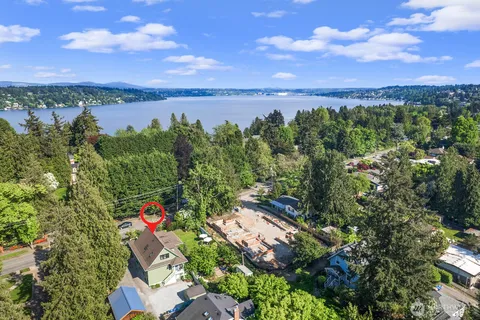 $1,725,000 | 7541 Seward Park Avenue South, Seattle, WA 98118