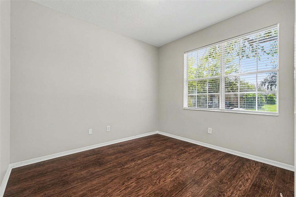 408 Thicket Crest Road Seffner, FL 33584 - Photo 13 of 30