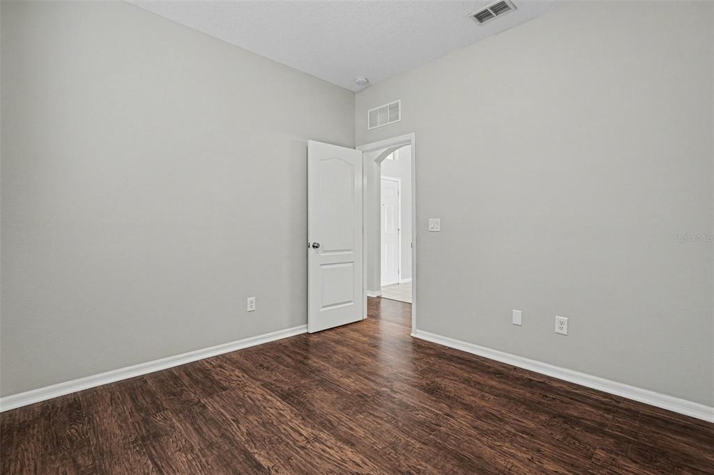 408 Thicket Crest Road Seffner, FL 33584 - Photo 16 of 30