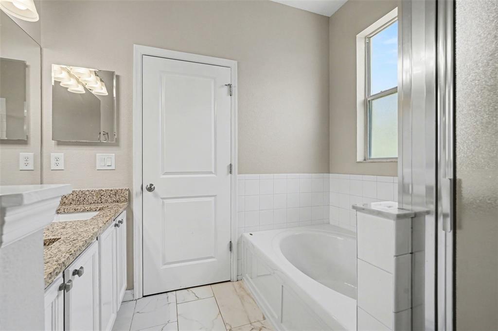 408 Thicket Crest Road Seffner, FL 33584 - Photo 23 of 30