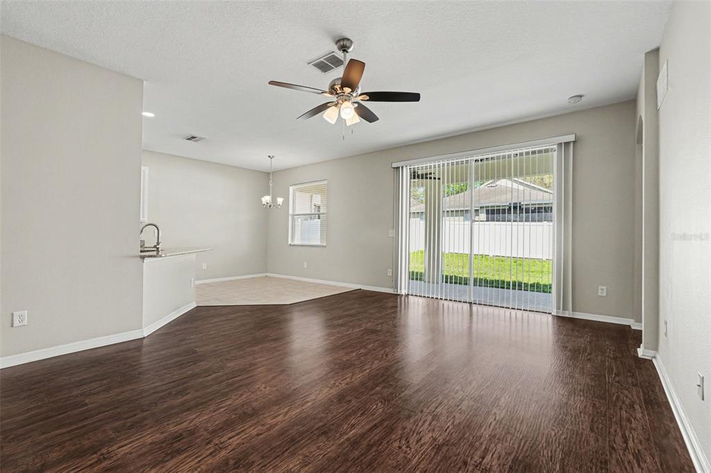 408 Thicket Crest Road Seffner, FL 33584 - Photo 6 of 30