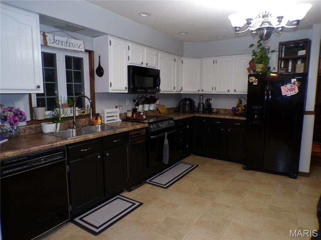 755 Cemetery Road Freeburg, IL 62243 - Photo 17 of 56 Gallery Image 17