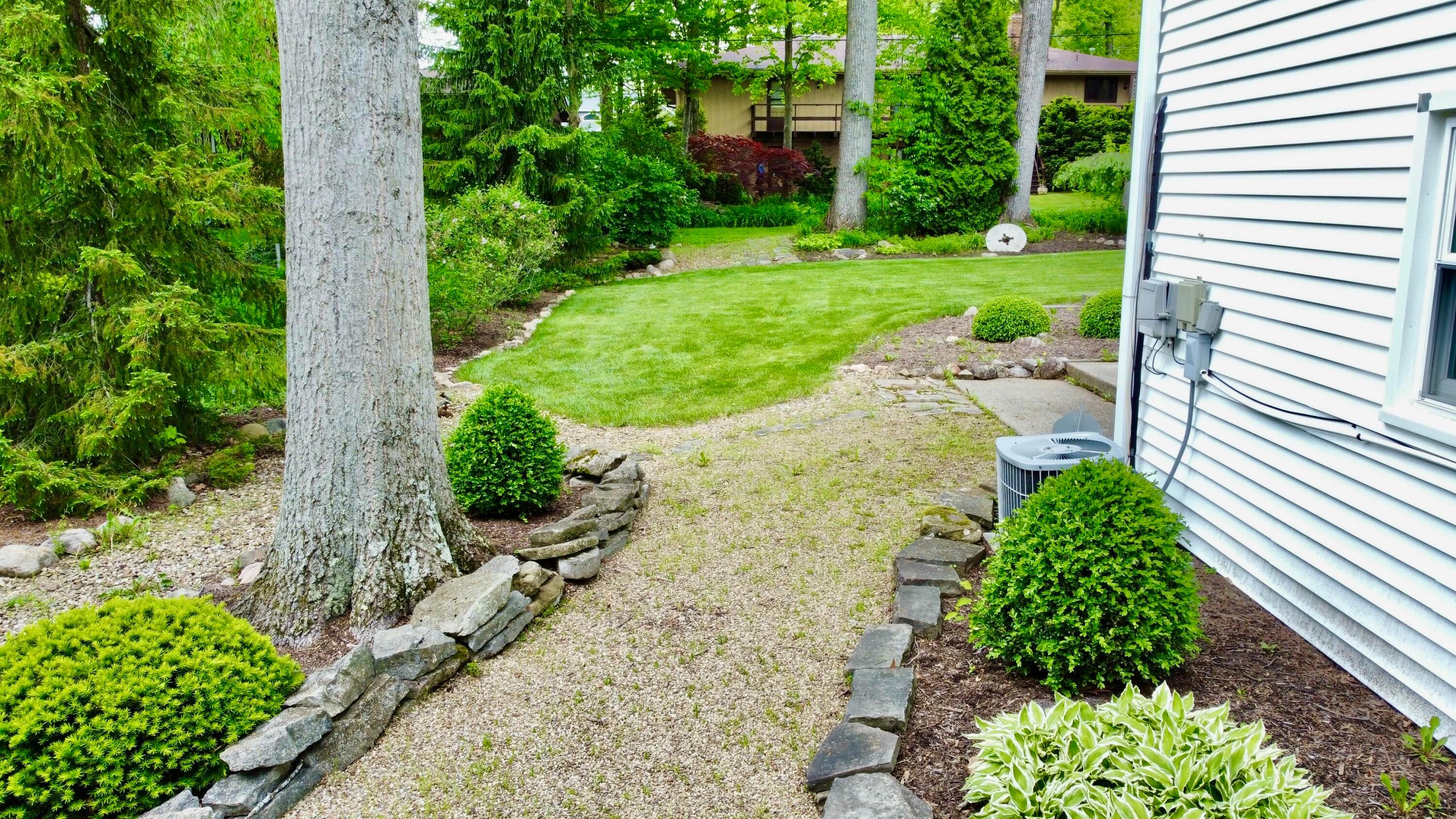 156 Sherbrook Road Mansfield, OH 44907 - Photo 6 of 29 dji_fly_20250515_150422_563_174741916201