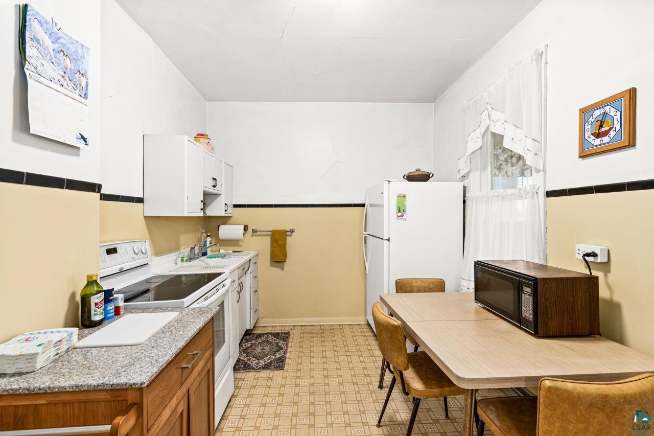 2326 West 2nd Street Duluth, MN 55806 - Photo 12 of 35