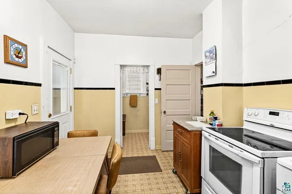 $163,000 | 2326 West 2nd Street, Duluth, MN 55806