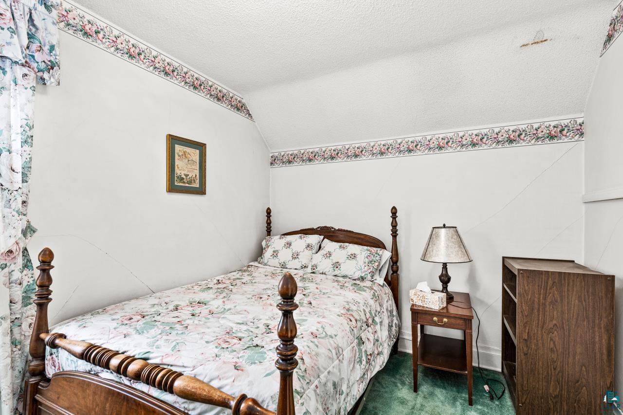 2326 West 2nd Street Duluth, MN 55806 - Photo 24 of 35