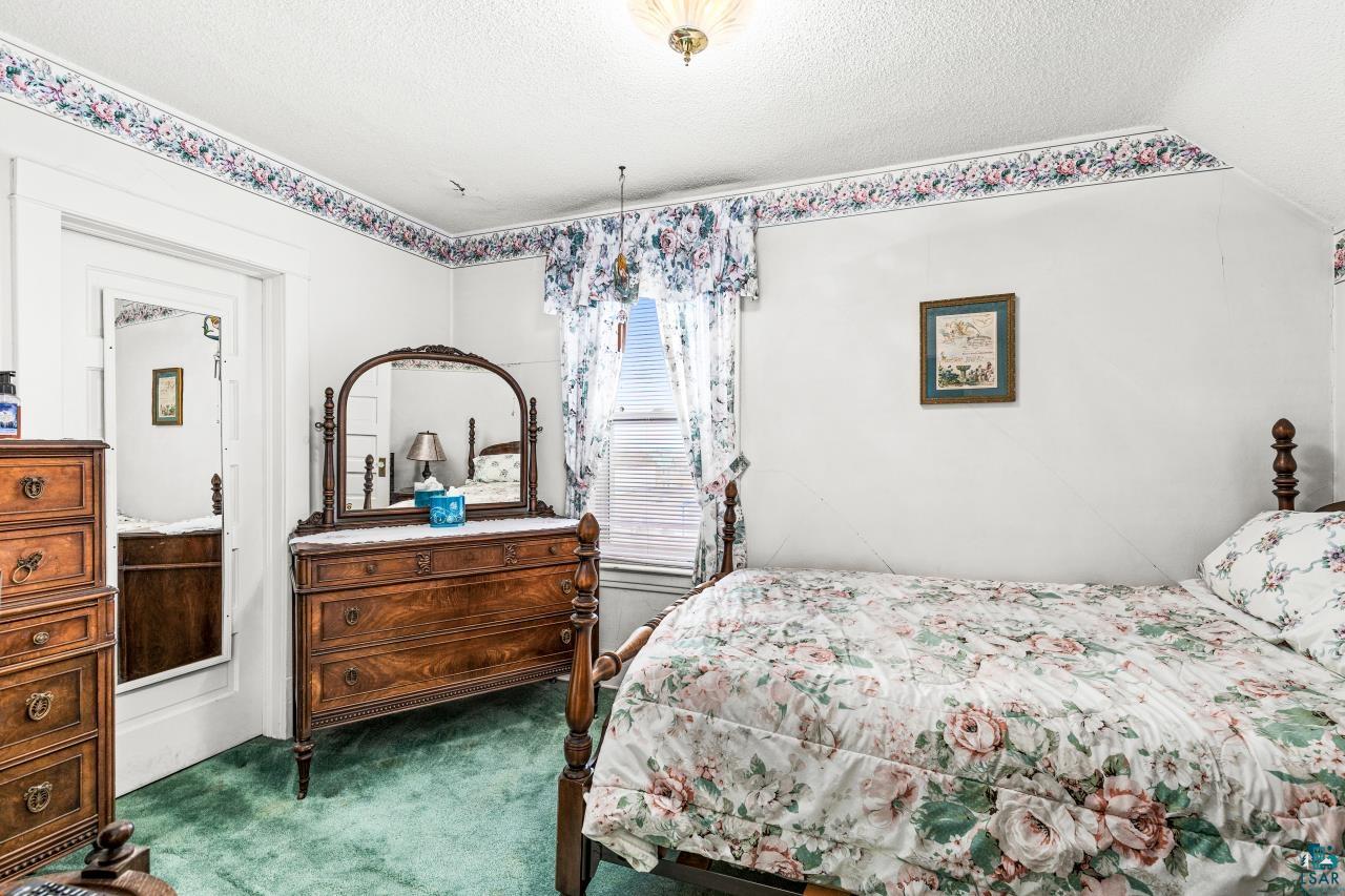 2326 West 2nd Street Duluth, MN 55806 - Photo 25 of 35
