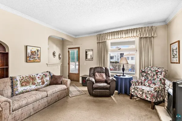 $163,000 | 2326 West 2nd Street, Duluth, MN 55806