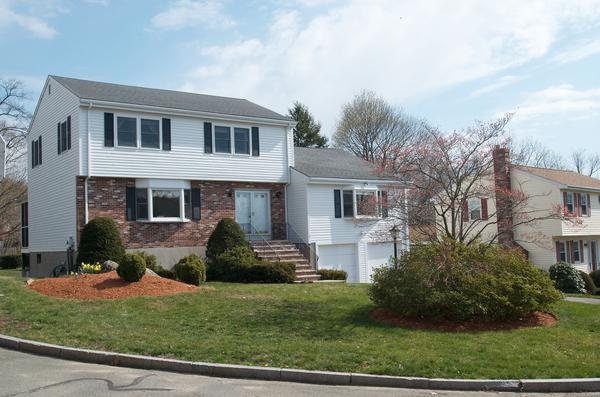 7 High Rock Road Stoneham, MA 02180 - Photo 24 of 24 Gallery Image 24