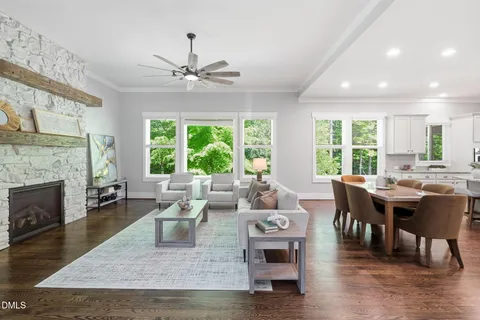 $985,000 | 139 Larkin Lane, Chapel Hill, NC 27516