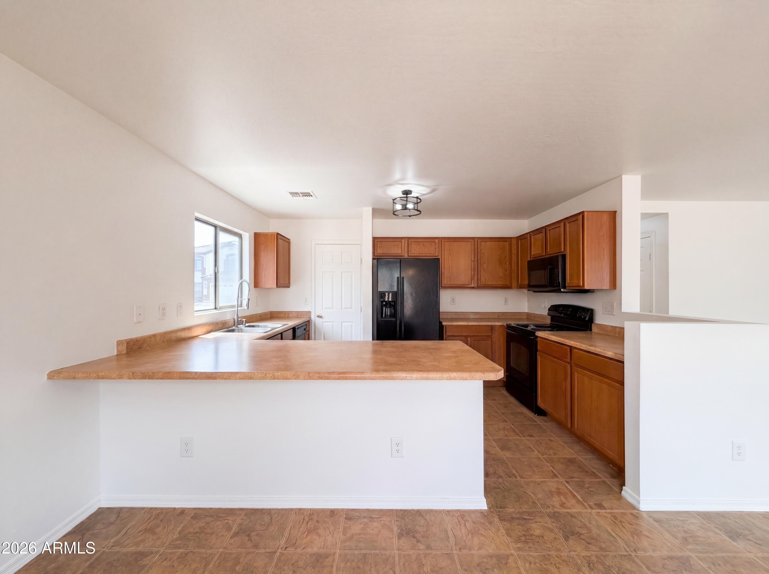 23749 North Greer Loop Florence, AZ 85132 - Photo 2 of 21 photo_02