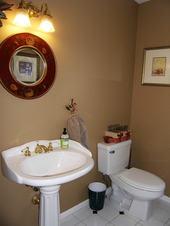 5 Deer Pond Road Sudbury, MA 01776 - Photo 16 of 30 Gallery Image 16