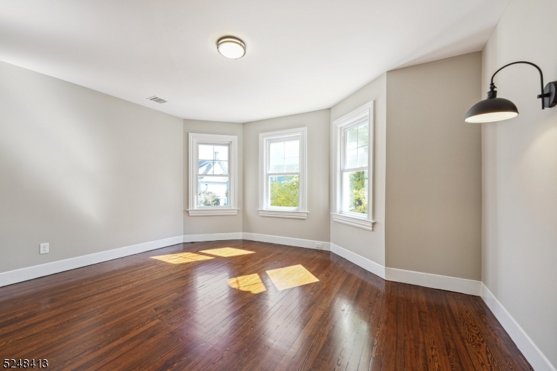 25 King Street, Unit 2 Morristown, NJ 07960 - Photo 14 of 32