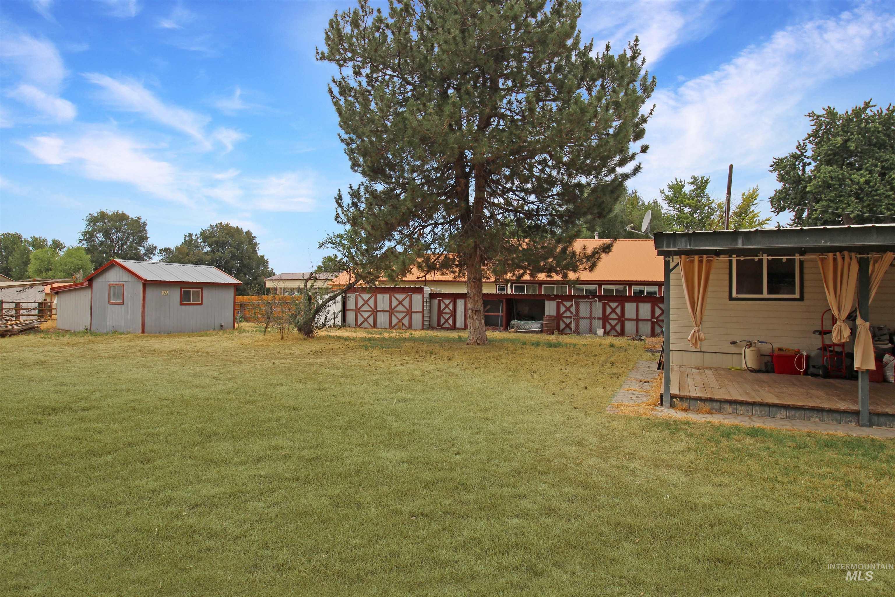 1265 Pioneer Road Weiser, ID 83672 - Photo 27 of 29 Yard