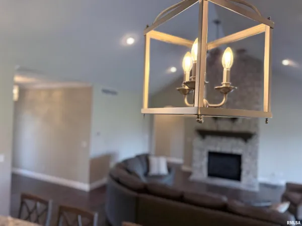 $539,900 | 6303 Crosswynd Court, Edwards, IL 61528