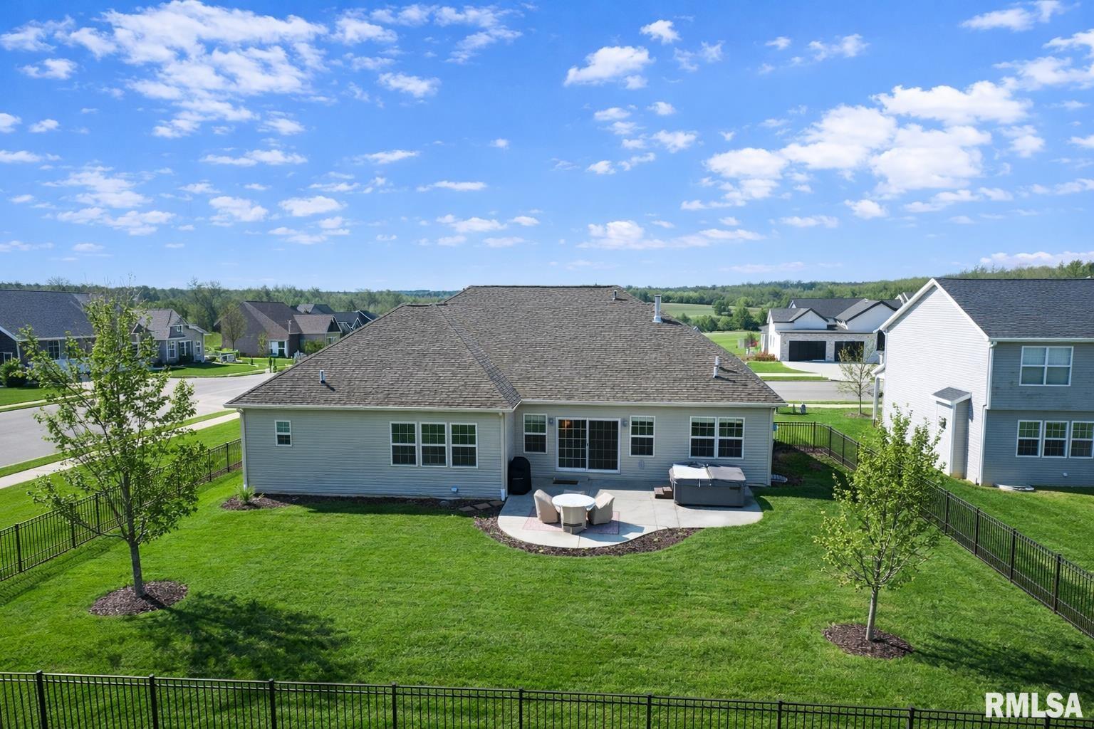 6303 Crosswynd Court Edwards, IL 61528 - Photo 3 of 48