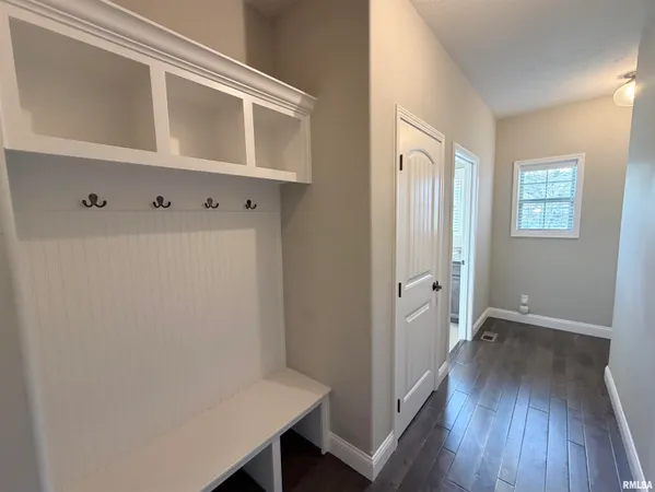 $539,900 | 6303 Crosswynd Court, Edwards, IL 61528