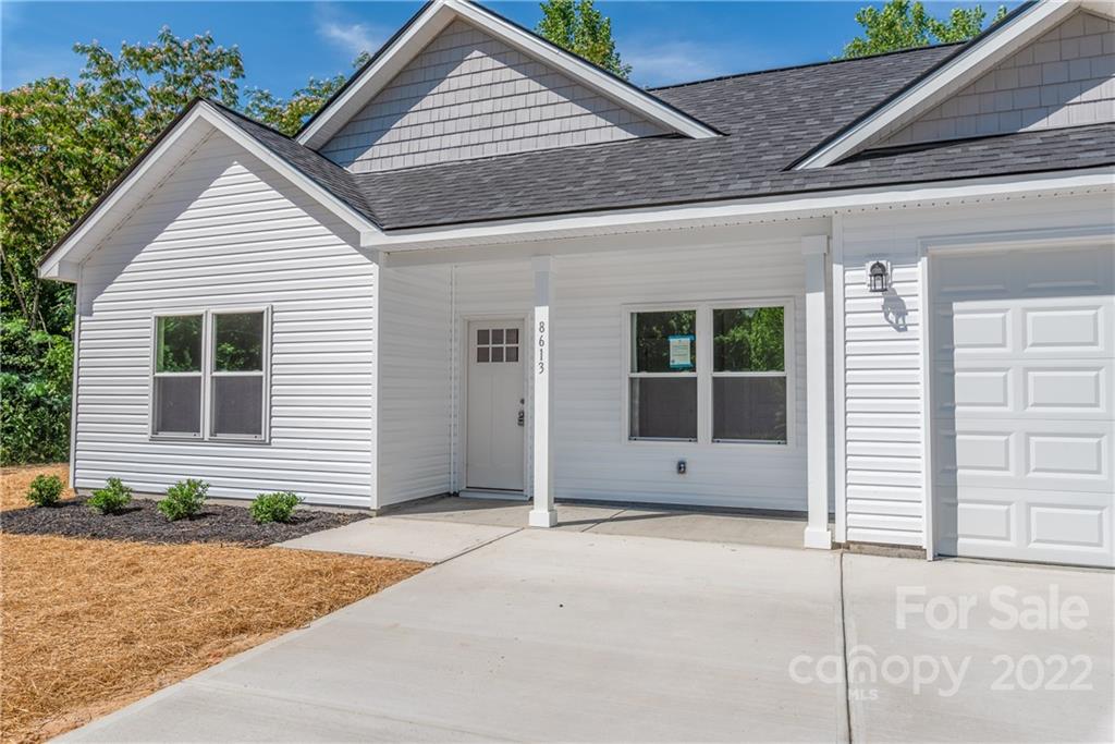 8613 Reedy Creek Road Charlotte, NC 28215 - Photo 3 of 21 Gallery Image 3